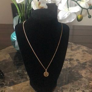 ✨✨Beautiful 💕Dainty Necklace